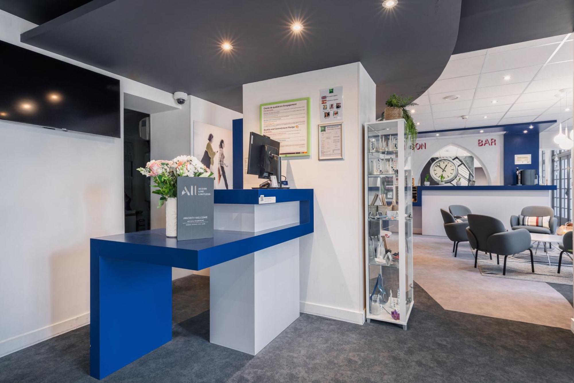 Ibis Styles Vannes Gare Centre Exterior foto