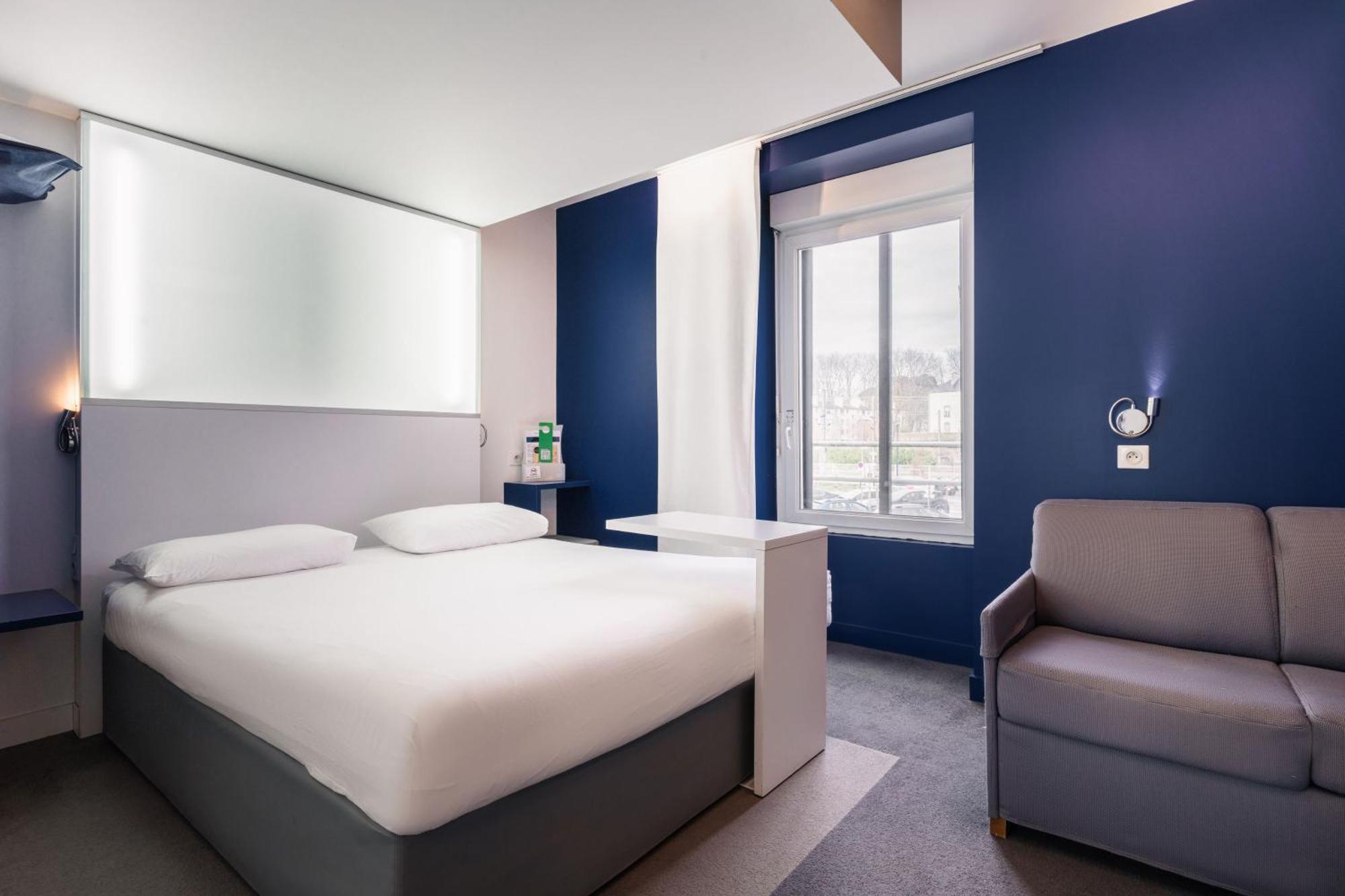 Ibis Styles Vannes Gare Centre Exterior foto