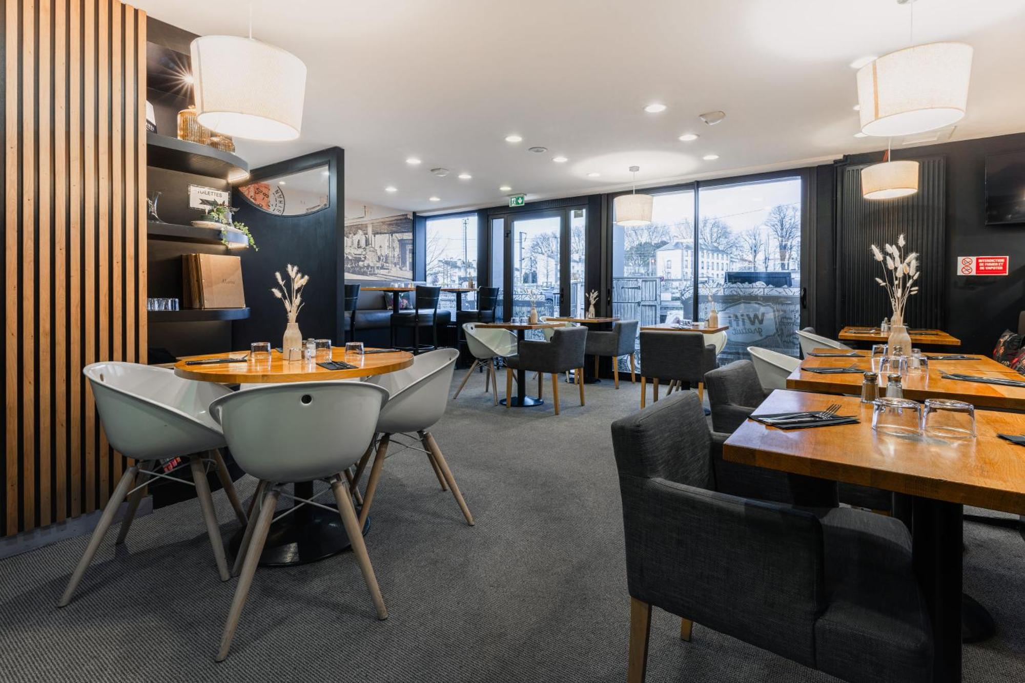 Ibis Styles Vannes Gare Centre Exterior foto